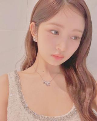 비슷한 사진을 넣으세요!