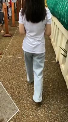เคว้งคว้างล่องลอยในทะเล