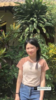 อยูากับฉันก่อน